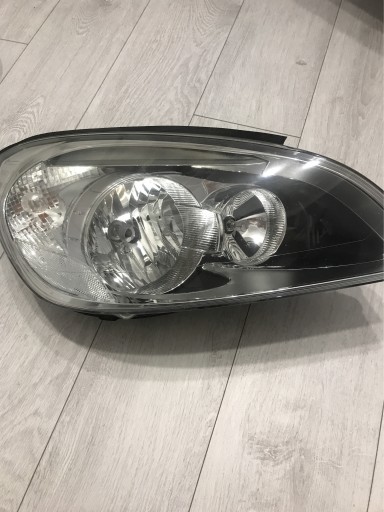 Zdjęcie oferty: Volvo S60 II Lampa Przednia Lewa