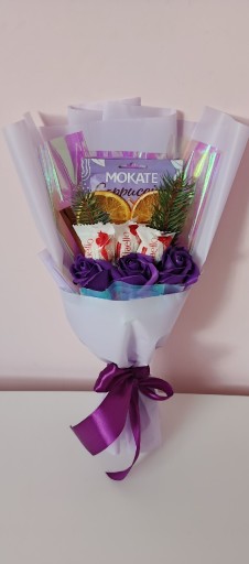 Zdjęcie oferty: Świąteczny bukiet prezentowy cappuccino Raffaello róże mydlane