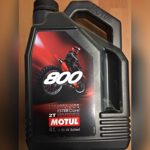 Zdjęcie oferty: Motul 800 Factory Line 2T 