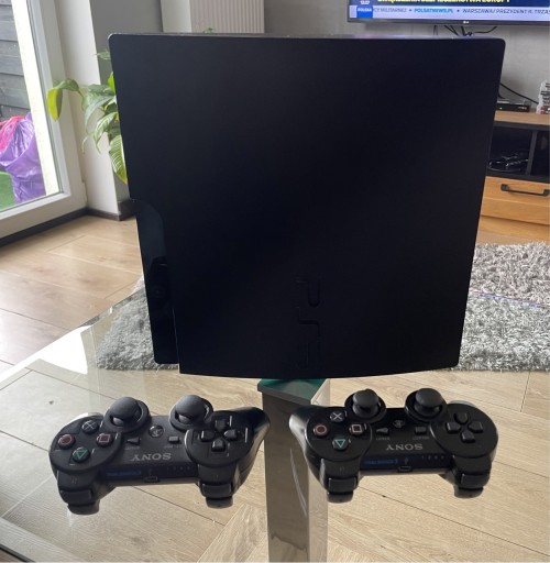 Zdjęcie oferty: ps 3 + gry + 2 pady + hdmi