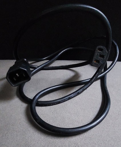 Zdjęcie oferty: Kabel zasilający PC przedłużacz #podajdalej 1.5m