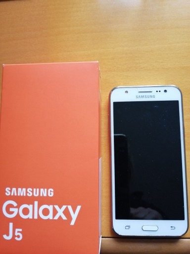 Zdjęcie oferty: Samsung Galaxy J5