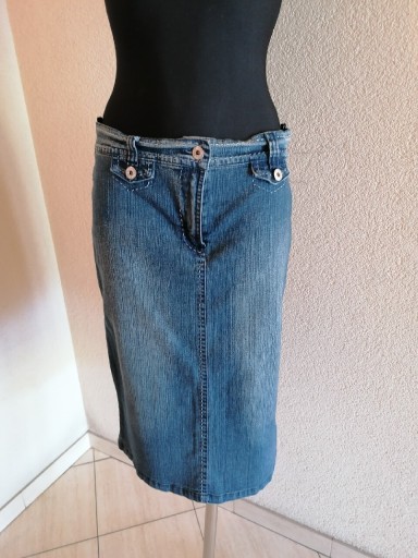 Zdjęcie oferty: Letnia spódniczka jeansowa rozmiar L 
