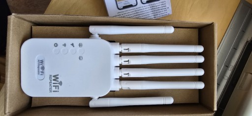 Zdjęcie oferty: Repeater wzmacniacz sygnału wifi z ethernet