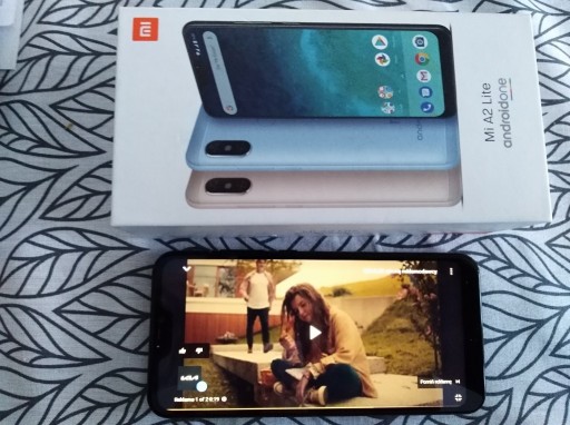 Zdjęcie oferty: Smartfon Xiaomi Mi A2 Lite 4 GB / 64 GB czarny