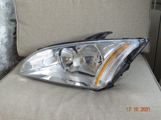 Zdjęcie oferty: Lampa reflektor przód Ford Focus II mk2 2004-2007