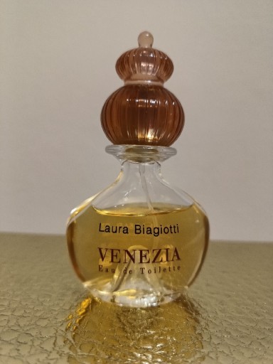 Zdjęcie oferty: Laura Biagiotti Venezia EDT 25 ml