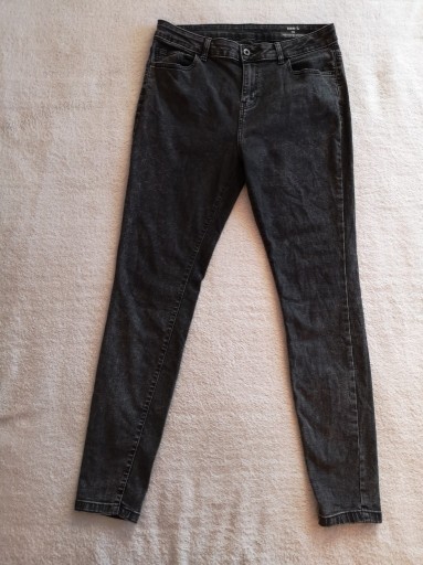 Zdjęcie oferty: Jeansy z wysokim stanem skinny TU 40 - 42