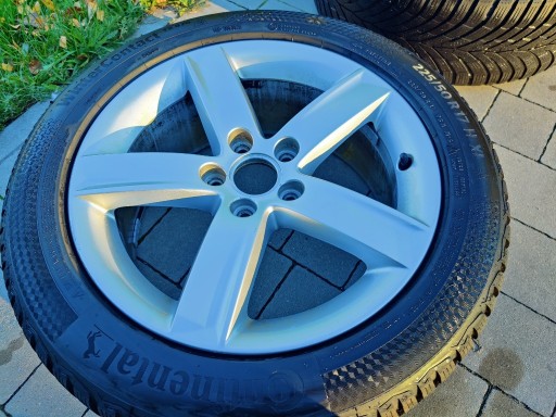 Zdjęcie oferty: Koła zimowe A4 B8 17 cali '23 i '24 rok
