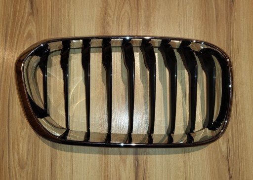 Zdjęcie oferty: Grill prawy nerka bmw m140i