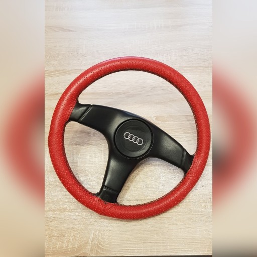 Zdjęcie oferty: KIEROWNICA SPORTOWA AUDI 80 B4