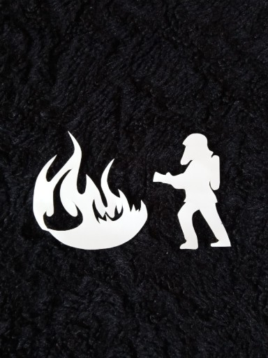 Zdjęcie oferty: Naklejka Strażak ogień biała na auto meble laptop