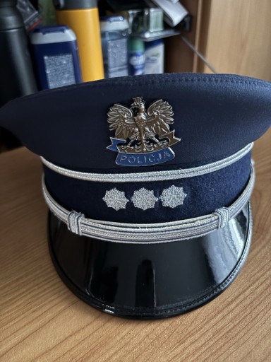 Zdjęcie oferty: Czapka wyjściowa oficerska z otokiem komisarza rozmiar 59