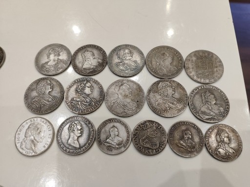 Zdjęcie oferty: 100 sztuk replik zabytkowych monet imitacja srebra