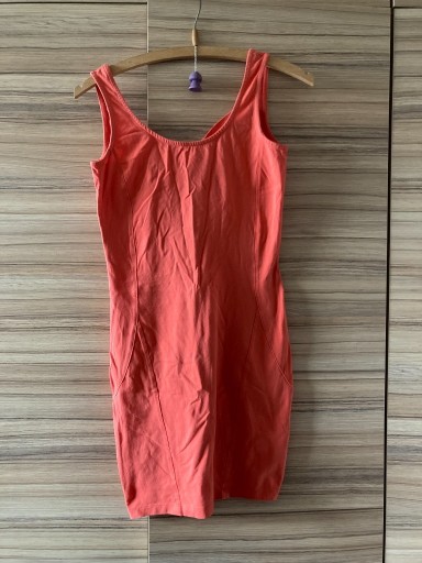 Zdjęcie oferty: Sukienka letnia w kolorze czerwono/pomarańczowym