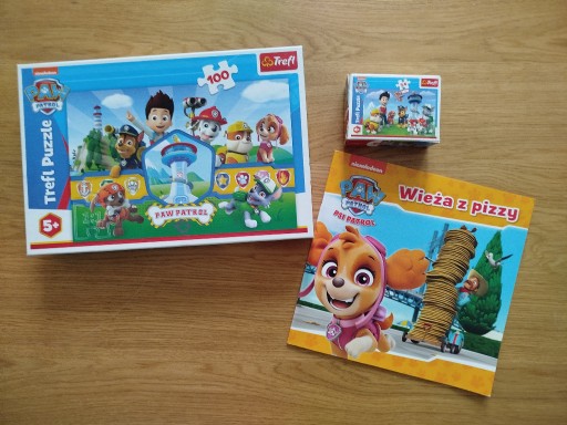 Zdjęcie oferty: Psi Patrol puzzle 2 pudełka + książka STAN BDB Zestaw