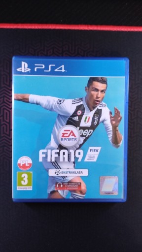 Zdjęcie oferty: FIFA 19 ( PS4 BOX )