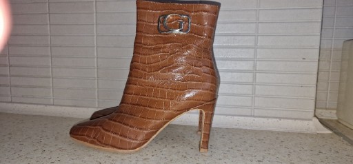 Zdjęcie oferty: Botki GUESS wygodne, idealne! Rozm. 36, 23 cm