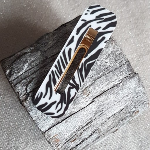 Zdjęcie oferty: 7cm, Nowa spinka do włosów Zebra, akryl, żelazo