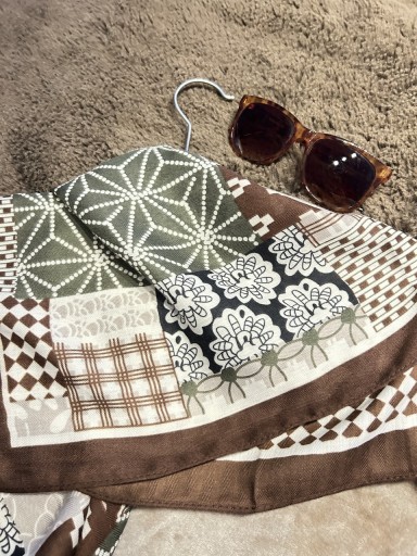 Zdjęcie oferty: Apaszka chustka w modnym stylu