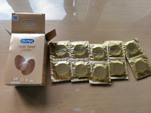 Zdjęcie oferty: Prezerwatywy DUREX Real Feel zestaw 10 szt NOWE!! 