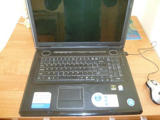 Zdjęcie oferty: Laptop ASUS X71SL-7S01 używany