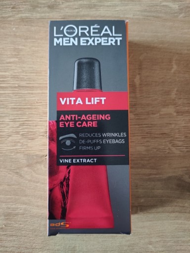 Zdjęcie oferty: Loreal MEN Expert Vita Lift krem pod oczy 15 ml