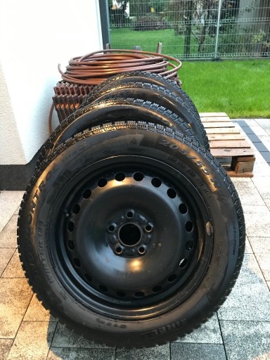 Zdjęcie oferty: Koła zimowe 6,5J 16 5x108 ET50 CB 60,1