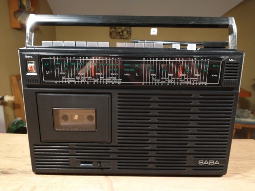 Zdjęcie oferty: Radiomagnetofon SABA 364 (sprawny)