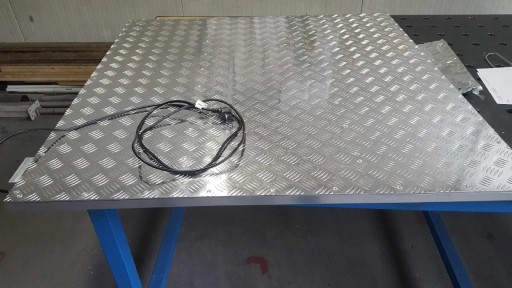 Zdjęcie oferty: Mata grzewcza 1200 mm x 1000 mm x 50 mm do 1000 kg