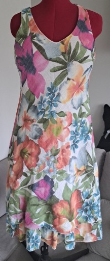 Zdjęcie oferty: Bawełniana sukienka w kwiaty rozmiar XL