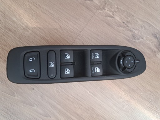 Zdjęcie oferty: Panel sterowania szyb lusterek Jeep OE P6BZ27LXHAA