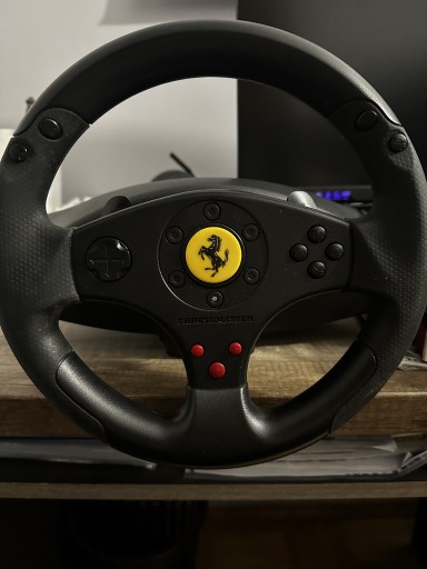 Zdjęcie oferty: Kierownica Ferrari z pedałami 
