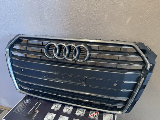 Zdjęcie oferty: Audi A4 B9 grill uszkodzone chromy