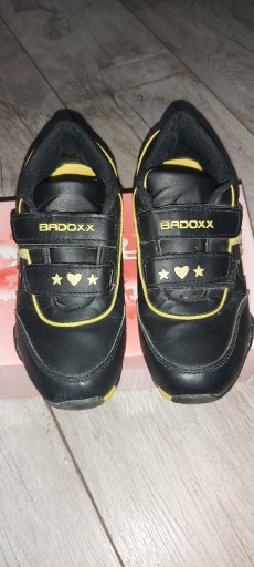 Zdjęcie oferty: Buty sportowe Badoxx 34