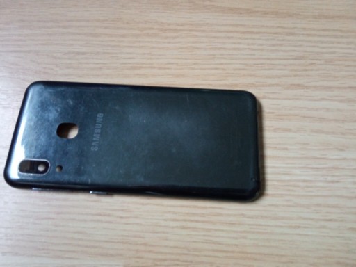 Zdjęcie oferty: Tylna klapka obudowa Samsung a20e,