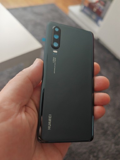 Zdjęcie oferty: Klapka Huawei P30