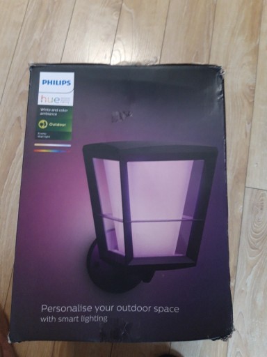 Zdjęcie oferty: Lampa zewnetrzna Philips hue 