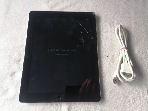 Zdjęcie oferty: Apple iPad2 9,7 16gb A1395 Sprawny pęknięty blokad