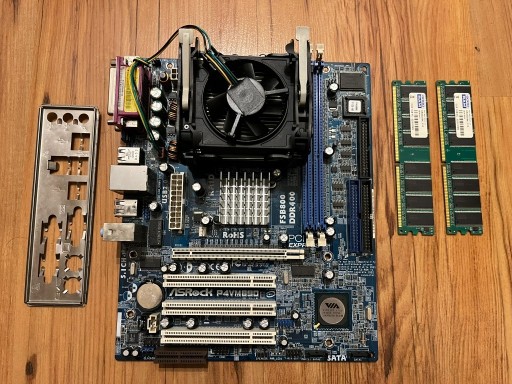 Zdjęcie oferty: Płyta główna ASRock P4VM890 + Procesor + RAM