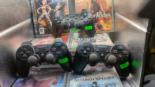 Zdjęcie oferty: TRZY 3 PADY SONY DUALSHOCK PS3