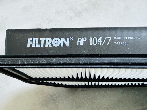 Zdjęcie oferty: Filtr powietrza FILTRON AP 104/7 Honda Civic FR-V