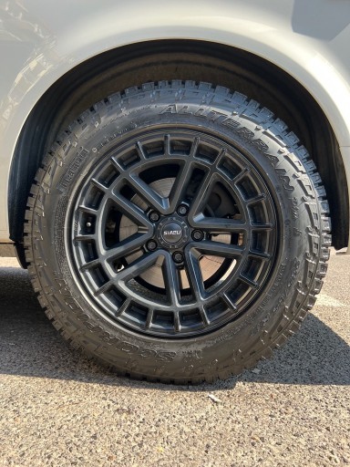 Zdjęcie oferty: Opony Pirelli Scorpion All Terrain Plus 235/65 R17