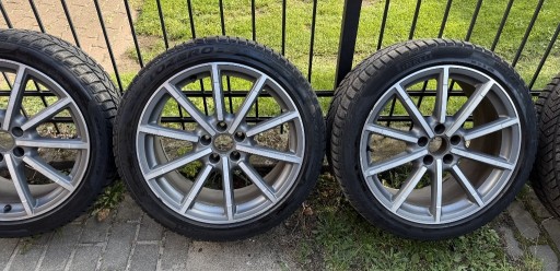 Zdjęcie oferty: Koła Zimowe Audi S6 RS6 A6 i inne 255/40/R19