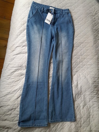 Zdjęcie oferty: Spodnie dzwony, dzwony jeansowe 38 .Spodnie M