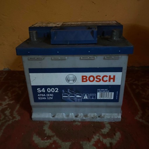 Zdjęcie oferty: Akumulator BOSCH S4 002 12V 52Ah 470A