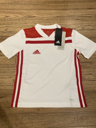 Zdjęcie oferty: Nowa Koszulka dziecięca sportowa Adidas r. 128