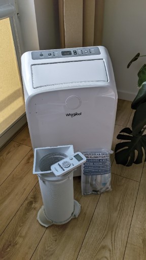 Zdjęcie oferty: Klimatyzator przenośny WHIRLPOOL PACW2900CO 