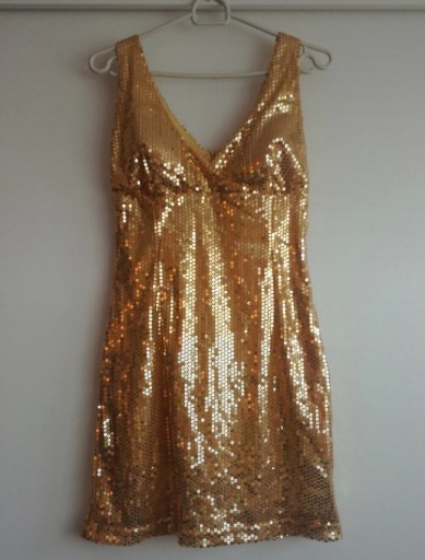 Zdjęcie oferty: Sukienka złota w cekiny 36 S nowa