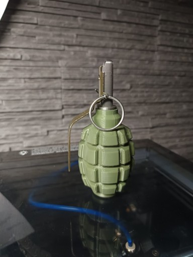 Zdjęcie oferty: Replika granatu F1 granat ASG